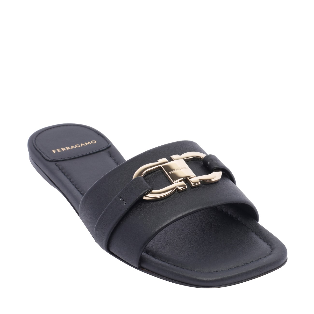 サンダル・ミュール FLAT SLIDE GANCINI ORNAMENT Ferragamo Flat Slide With Gancini Ornament | David Jones