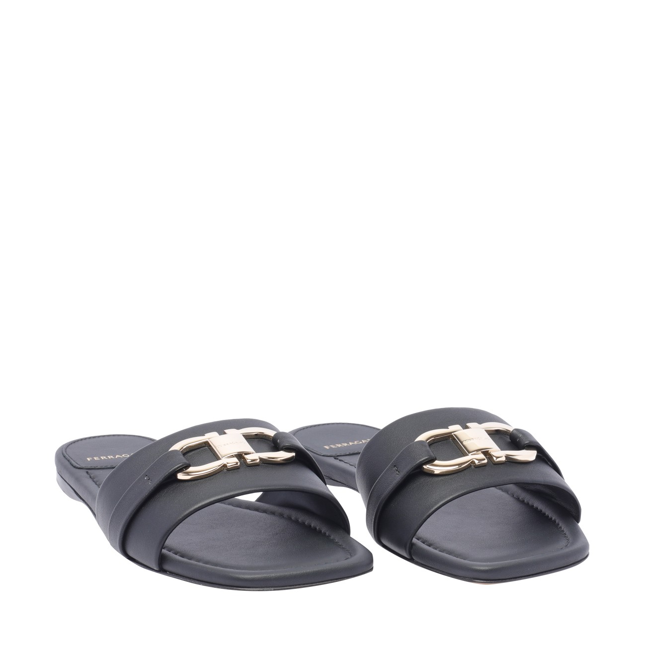 FLAT SLIDE WITH GANCINI ORNAMENT 769636/01G997NERO | Bruna Rosso